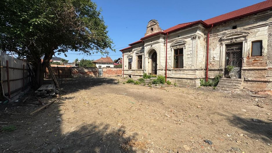 vand Casa zona Biserica Noua cu teren 600 mp - Poză 2