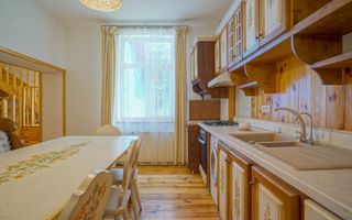 Vila in Poiana Brasov cu teren generos 1600mp, 2 corpuri, comision 0 - Poză 6