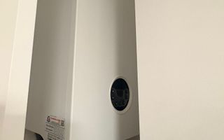 2 camere | etaj 2 | centrala proprie | loc de parcare acoperit | complet utilat - Poză 12