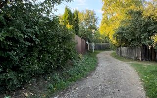 Teren cu utilități în zonă de pădure, Moinești - Poză 3