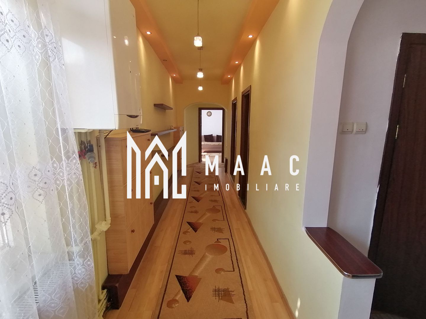 Apartament la casa-3 camere I Decomandat I Garaj I Piata Cibin - Poză 2