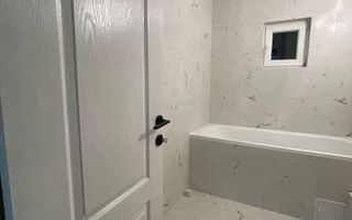 Apartament 3 camere, complet renovat, Tomesți, etaj 4 - Poză 2