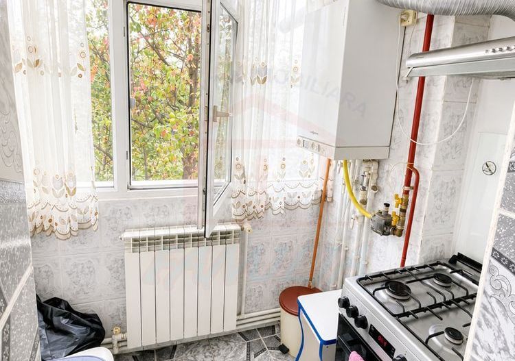 🏡 Apartament cu 2 camere decomandate de vânzare - Poză 7