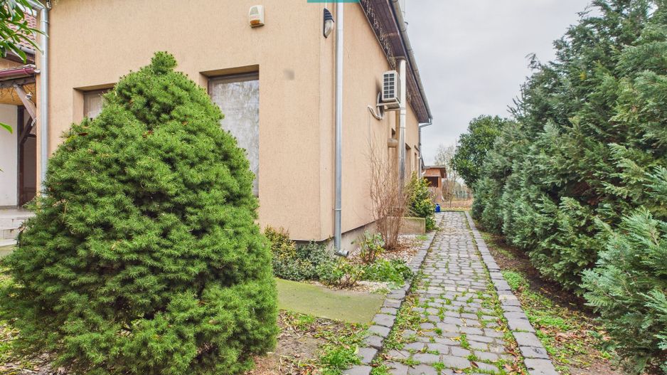 Casă individuală spațioasă, la 10 km de Timișoara - Poză 21