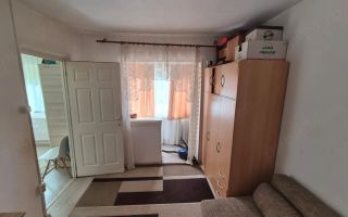 Apartament 3 camere Sagului etaj 2 cu centrala - Poză 9