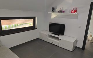 Casă utilată și mobilată/ Miroslava la strada principala - Poză 5