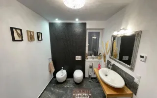 Casă premium, 500 mp teren, finisaje de lux, șemineu & garaj – Sibiu - Poză 13