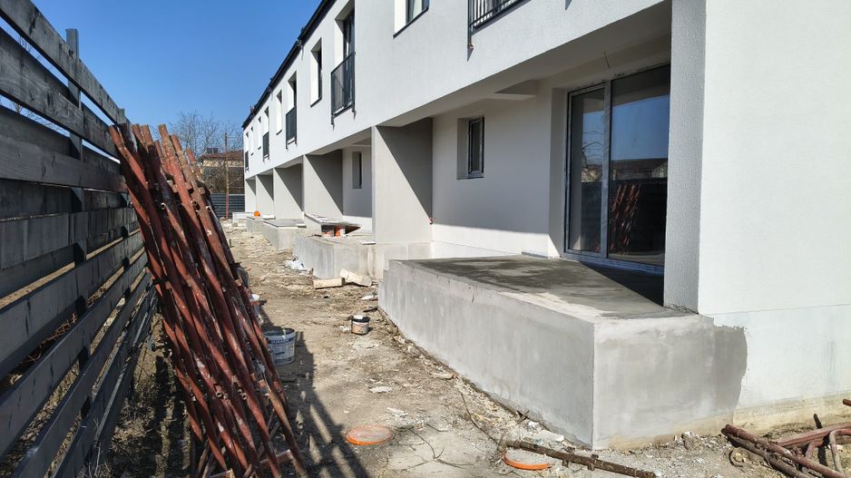 vila insir. 4cam,3bai + 1-2-3 parcari/centru Popesti Leordeni - Poză 2