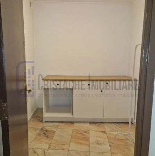 Birou individual, 25 mp, la parterul unui imobil interbelic - Poză 2