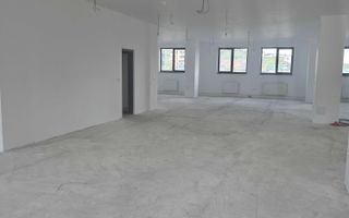 Spatiu comercial de inchiriat , zona Cug - spital Providenta si Elitis - Poză 4