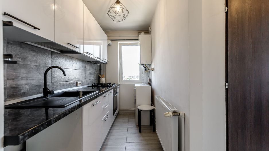 VANDUT! Apartament decomandat 3 camere - Vlaicu - Complet Renovat - Poză 4