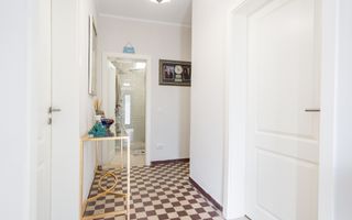 VILA REPREZENTATIVA ICOANEI - Poză 25