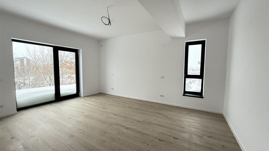 De vanzare Vila Str. Daliei - Petresti Corbeanca Ilfov - Poză 6
