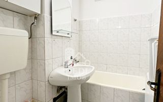 Apartament 2 camere de vânzare in zona Rogerius, Oradea - Poză 10
