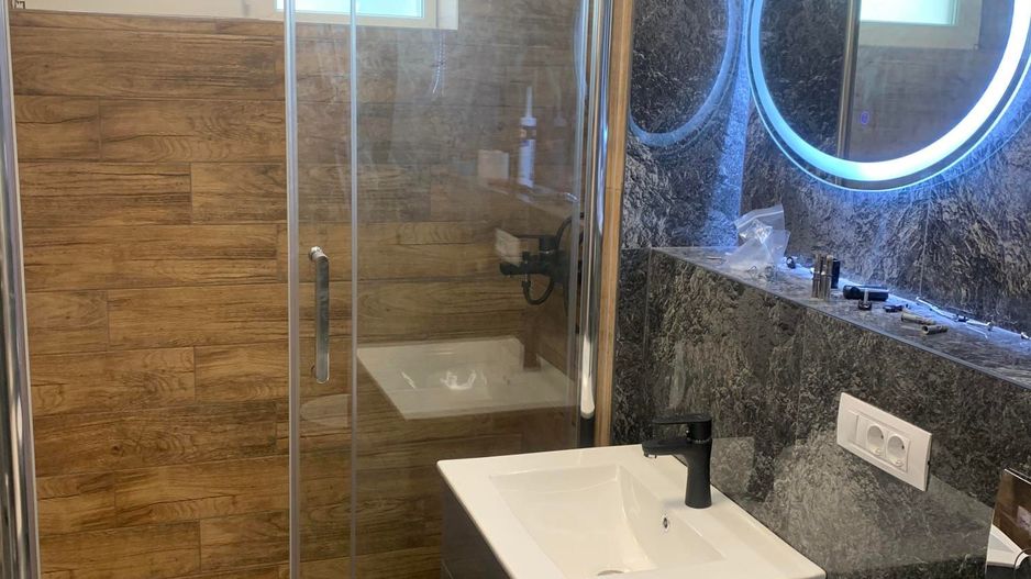 Apartament renovat 2 camere Dec 52 mp Tatarasi 93900 euro - Poză 9