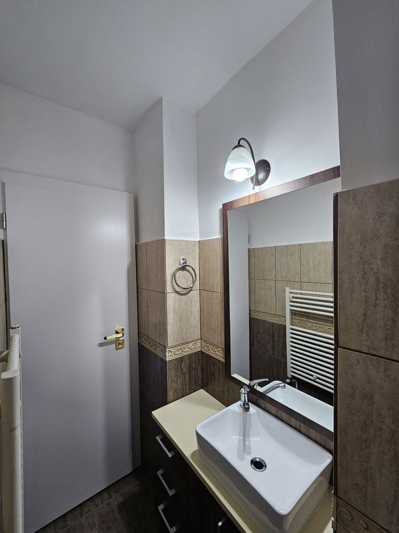 Apartament 3 camere,2 bai,70 mp,bloc izolat ,cartier,Tudor - Poză 15