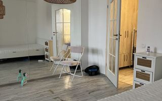 Garsoniera Dristor langa statia de metrou - Poză 1