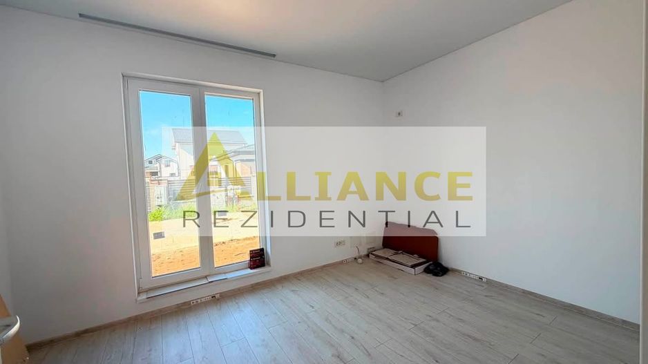 Casă individuală de vânzare în Vidra, amplasată într-o zonă liniștită, - Poză 3