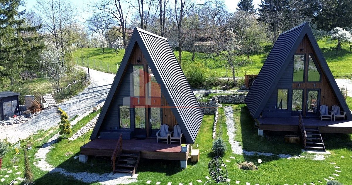 2  A-Frame | Bran Sohodol| 2 cabane | Teren 3.812 mp | Operațional | - Poză 1
