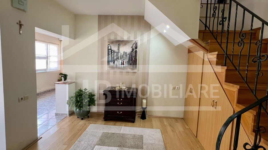 Casa cu 4 camere, 135mp, Zona Unirii - Poză 5