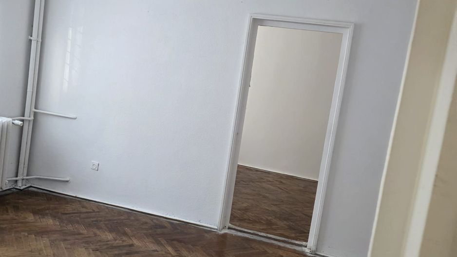 Apartament 2 cam,Micro 19,parter - Poză 3