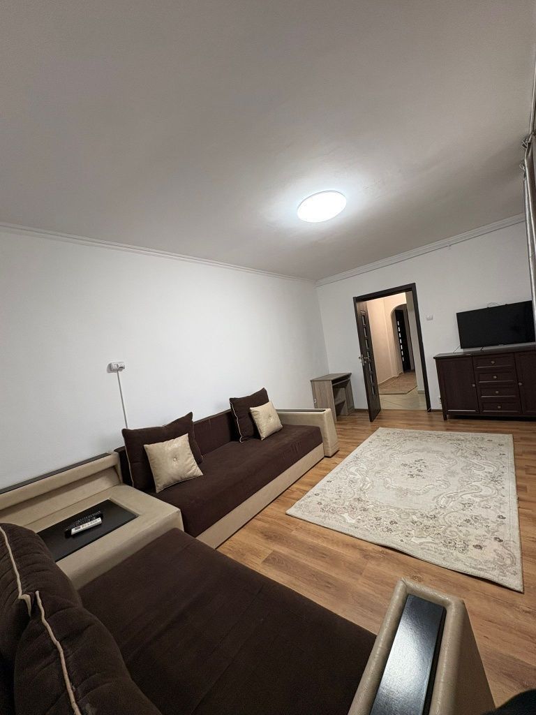 Inchiriere apartament 3 camere  confort 1 - Poză 1