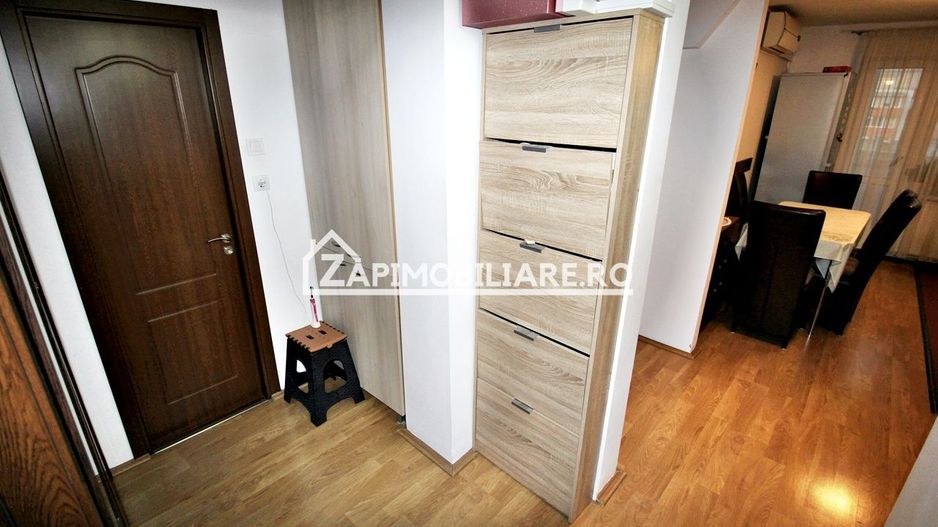 Apartament 3 camere,2 bai,pivnită,70mp,cartier Tudor,mobilat - Poză 9