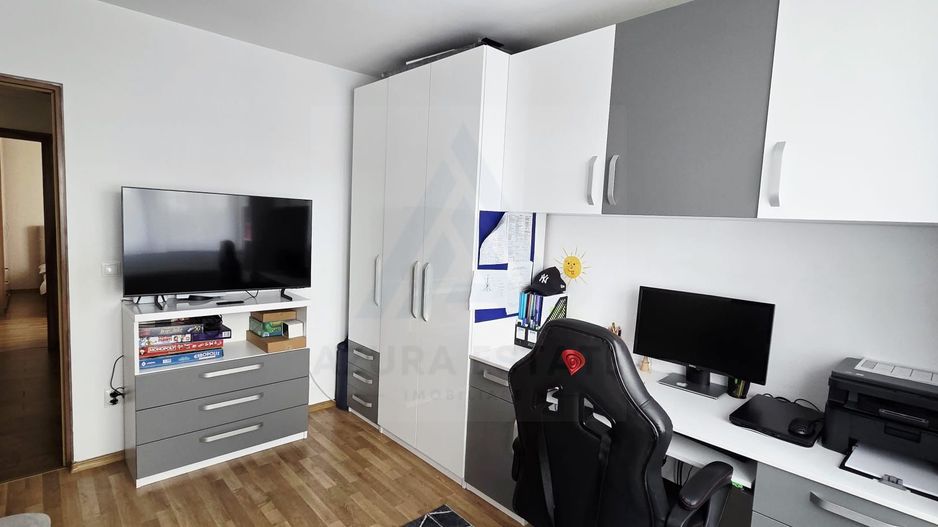 Apartament 3 camere 67 mp utili etaj 2 cu 2 locuri de parcare Turnisor - Poză 3