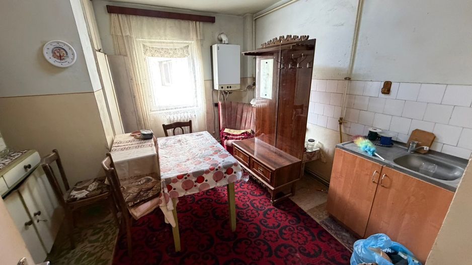 Apartament 4 camere, etaj 3 - Cugir - Poză 3