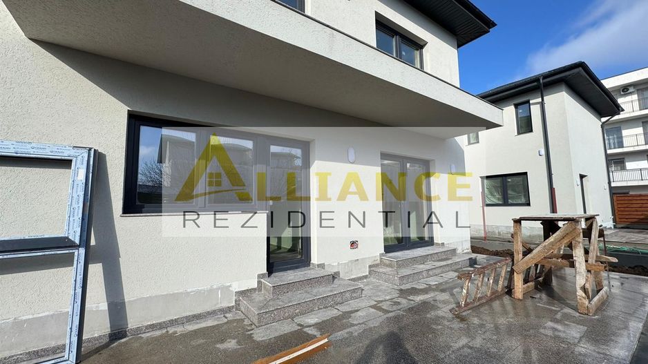 Vila individuala 5 camere - 3 bai - Strada Astrelor - Poză 2
