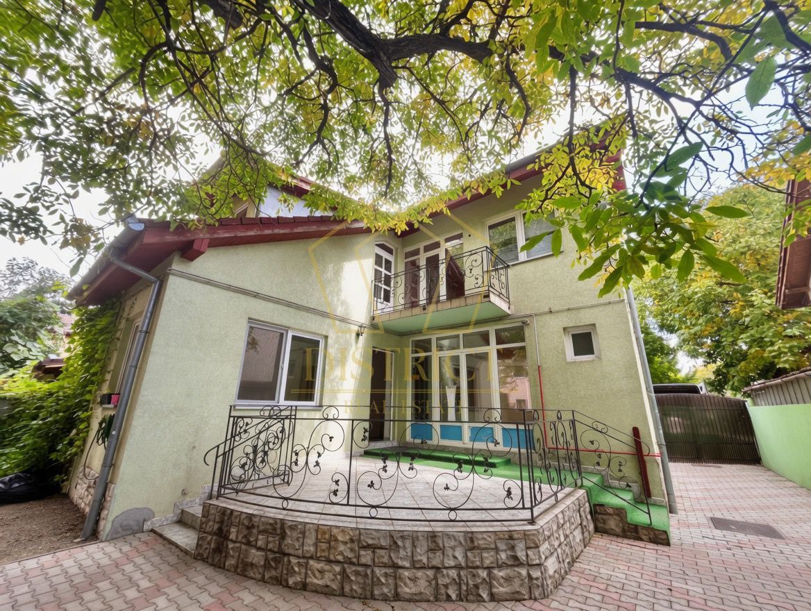 Casa individuala cu 5 camere și garaj | Simion Barnutiu - Poză 1