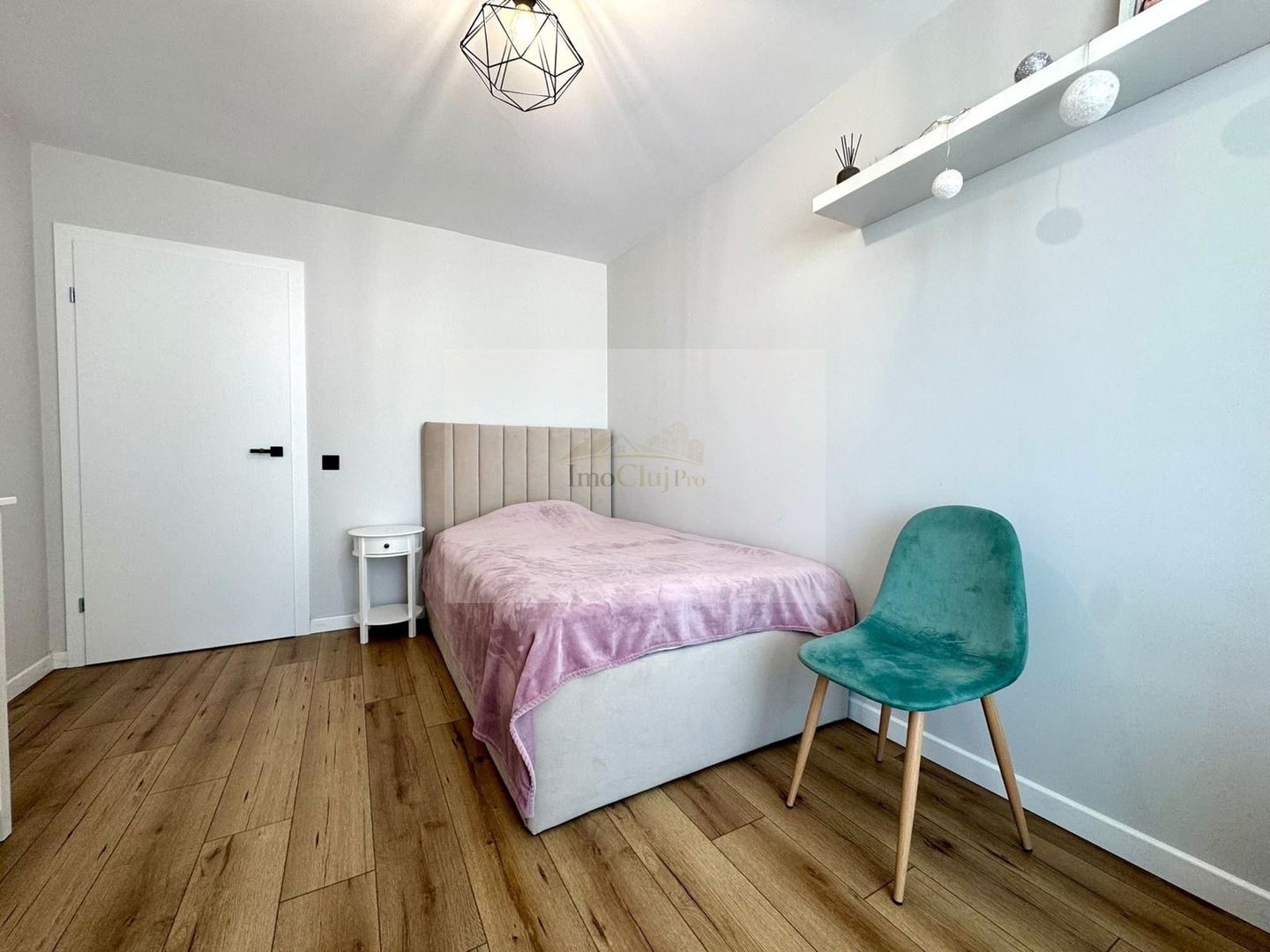 Vânzare  3 camere Grigorescu- -etaj 5/10-2 băi- parcare subter- terasa - Poză 13