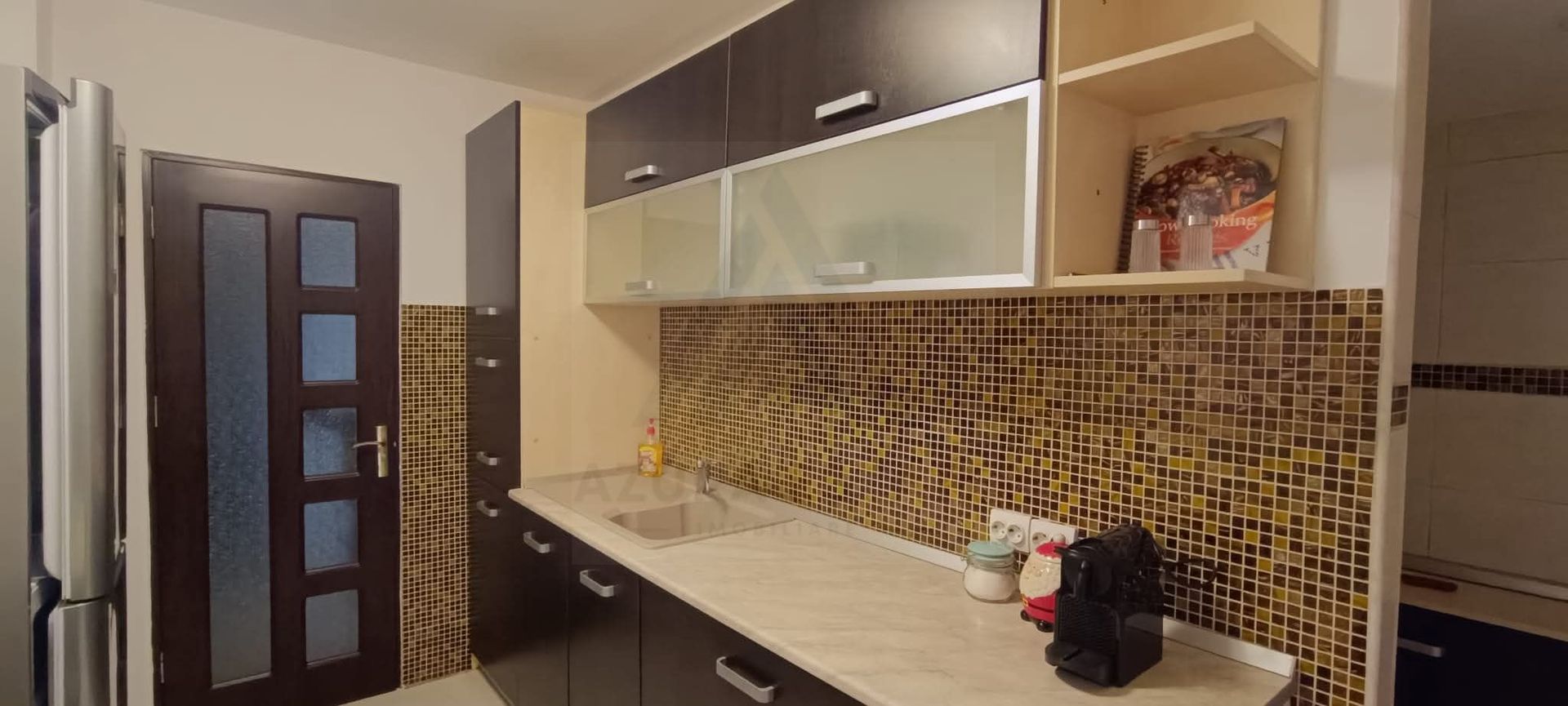 Apartament renovat 3 camere 66 mp utili 2 balcoane 2 bai zona Turnisor - Poză 6