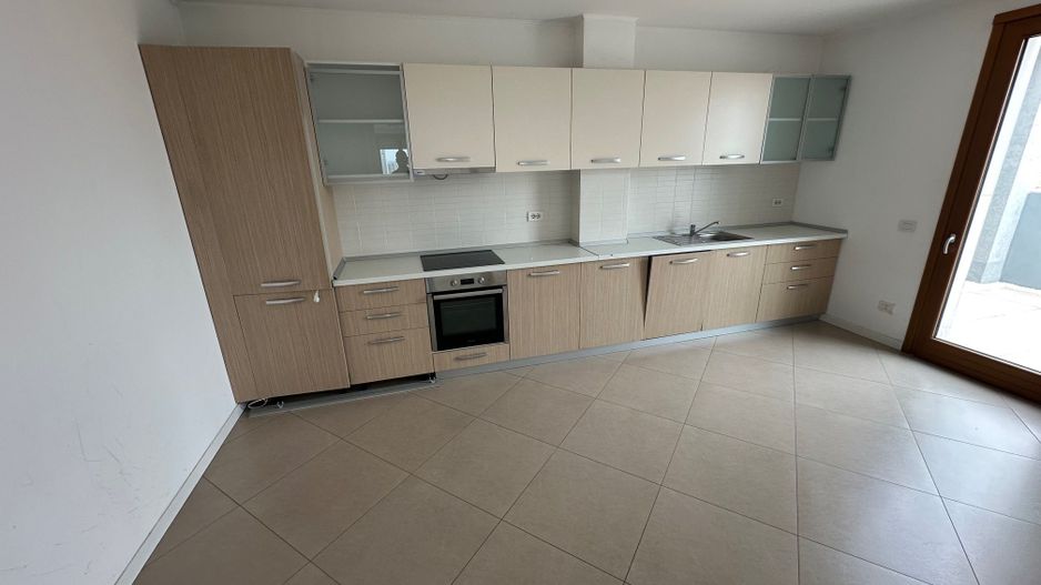 Birouri  cladire noua, zona centrala - Poză 8