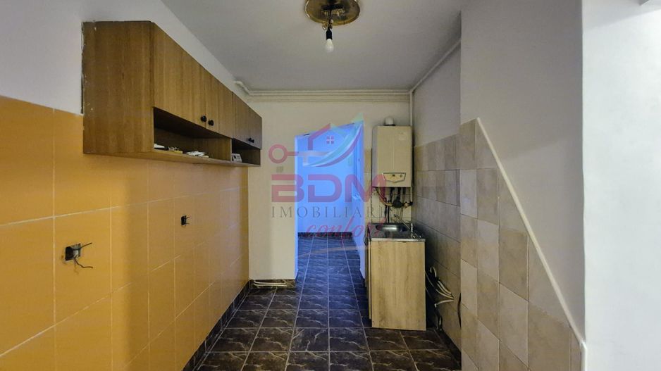Apartament 2 camere | decomandat | zona Micro 2 - Poză 4