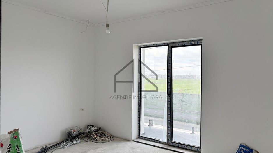 Apartament în bloc nou | Parcare și finisaje incluse | Sântandrei - Poză 4
