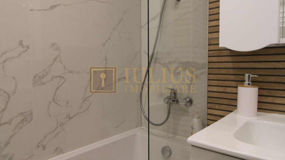 Zona Lipovei, 2 camere, centrala proprie - Poză 4