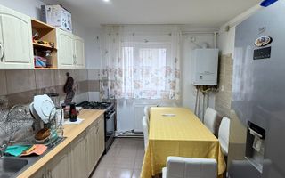 Apartament 2 Camere Renovat, Etaj 3 - Poză 4