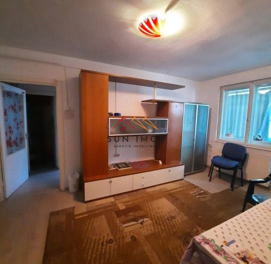 Apartament 3 camere, central, CT, 57mp utili, Campina, Prahova - Poză 1