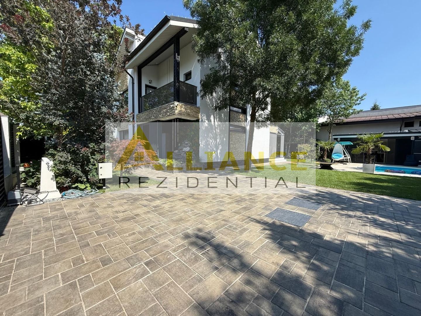 Vila individuala premium  P+1E+M ~ 5 camere 4 bai ~ teren 650mp - Poză 4
