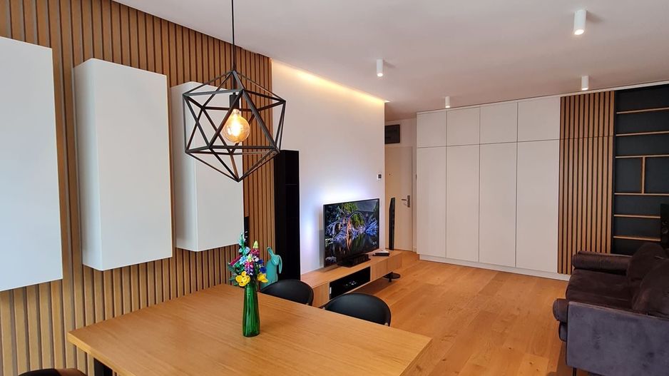 Lux si calitate la 5 minute de Piața Unirii - Poză 14