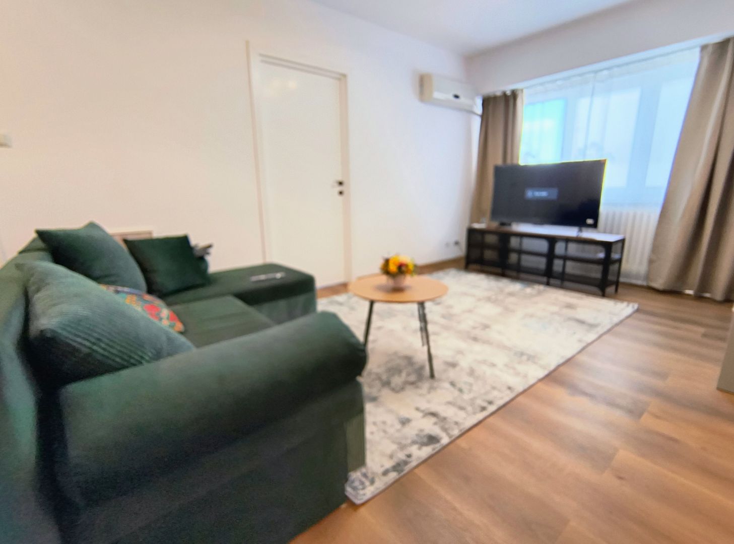 Piața Victoriei Sos Nicolae Titulescu - Poză 1