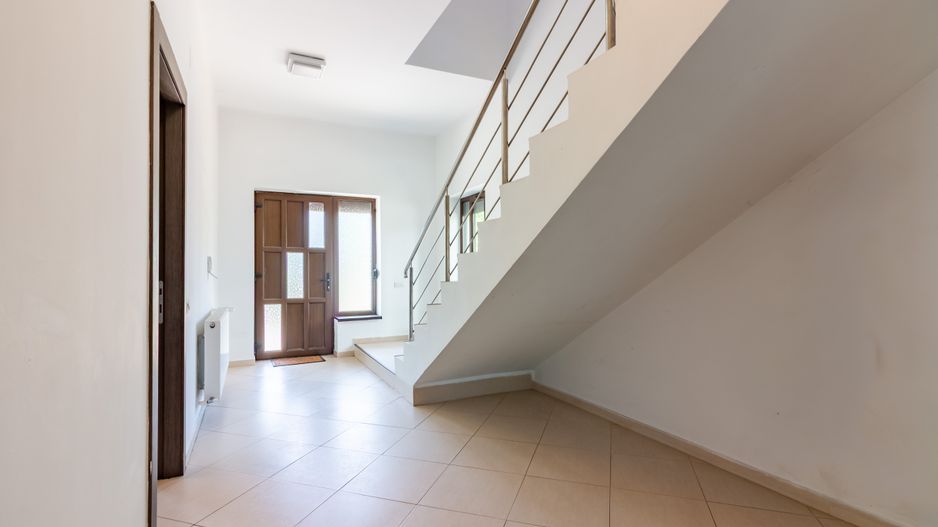 Casă / Vilă cu 5 camere de vânzare Alexandriei/Ion Conea - Poză 18