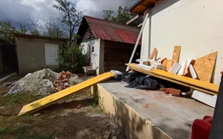 Sanandrei Duplex cu 4 Camere, Drum Asfaltat, Toate Utilitatiile - Poză 15