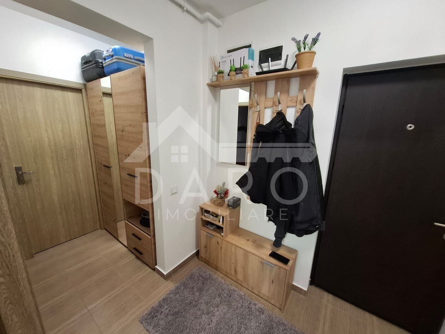 Inchiriez apartament 2 camere,recent renovat, Tudor, bloc nou,parcare! - Poză 6