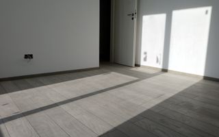 Apartament nou cu parcare - Poză 13