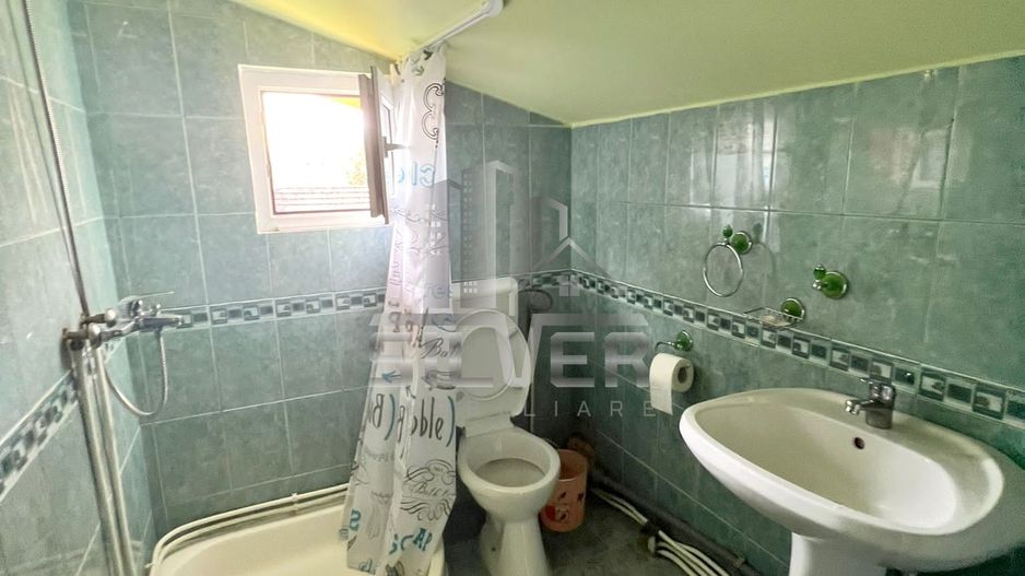 Casa cu 3 camere ptr muncitori in Grigorescu. - Poză 11