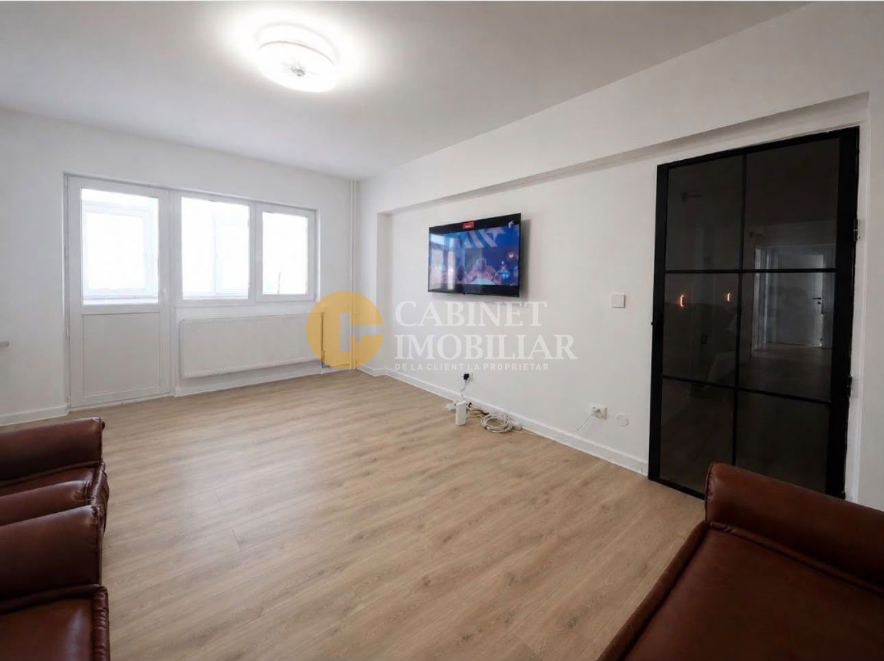 4 Camere Decomandat + 2 Bai  - 95 mp - Renovat  - Zona Mircea Cel Bătrân - Poză 1