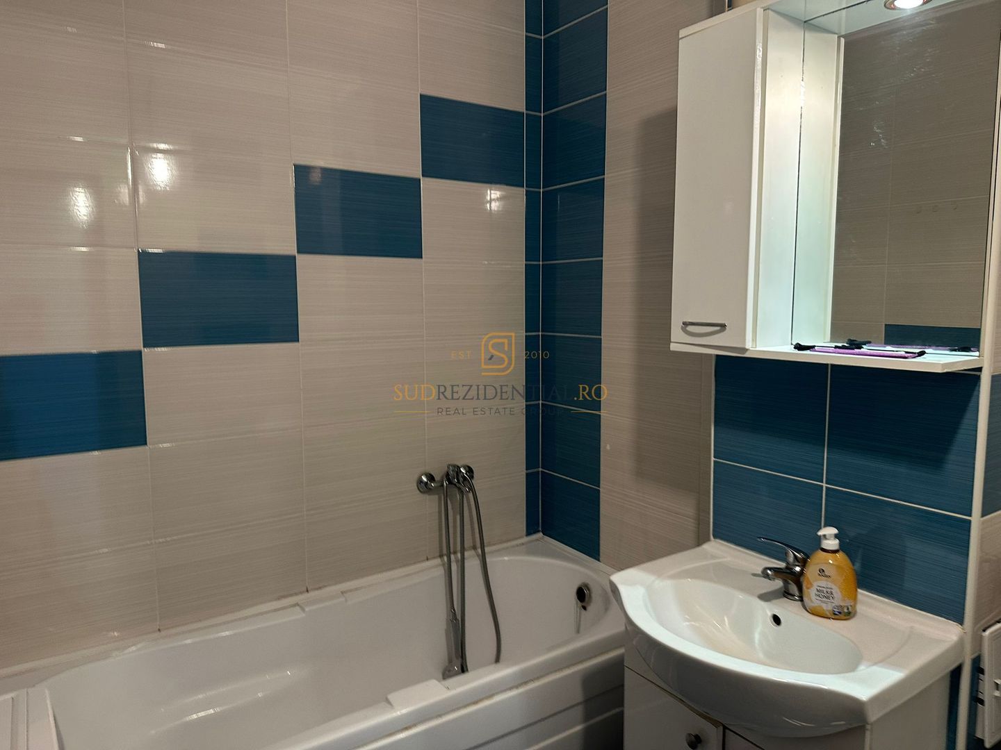 Garsoniera spatioasa, etaj 2, loc de parcare, Drumul Fermei,0 Comision - Poză 18