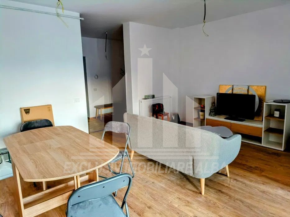 Apartament cu 2 camere, Cetate, Bloc Nou - Poză 2